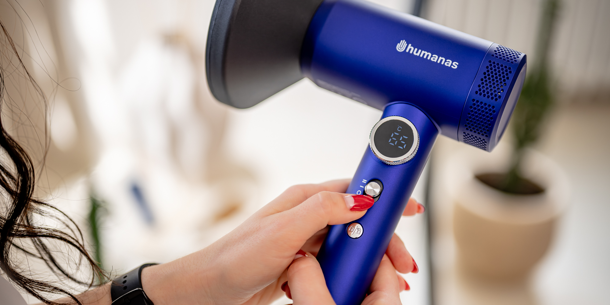 Suszarka do włosów z funkcją jonizowania Humanas AirTouch HD-SmartHeat - fioletowa